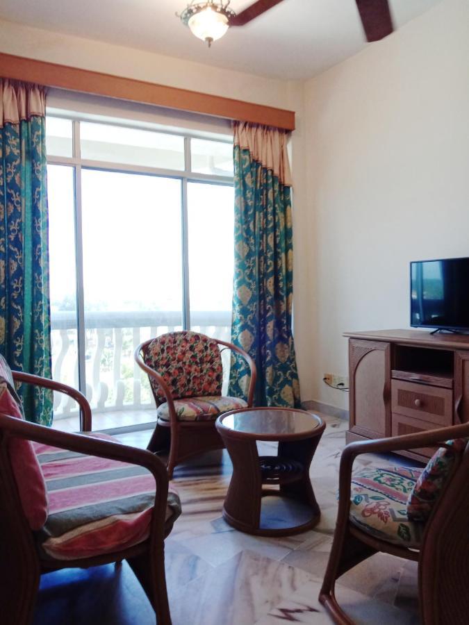 GLORY Beach Resort private 2 bedroom apartment Port Dickson Buitenkant foto