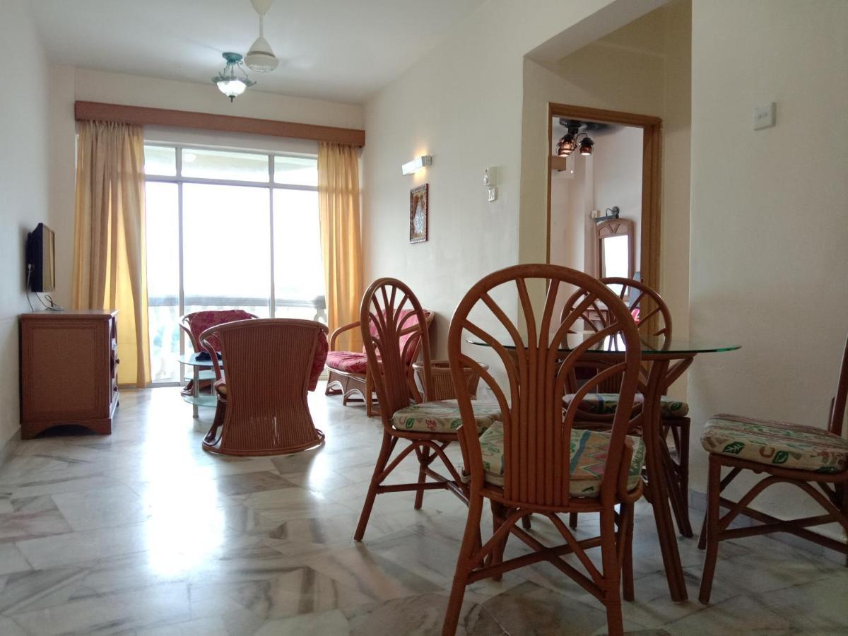 GLORY Beach Resort private 2 bedroom apartment Port Dickson Buitenkant foto